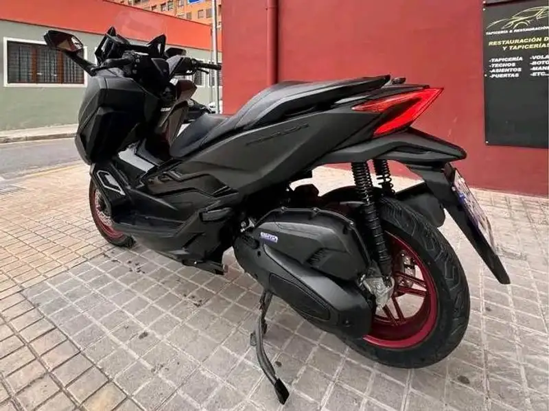 Honda Forza 125 2500 € 2024 Badajoz - 1