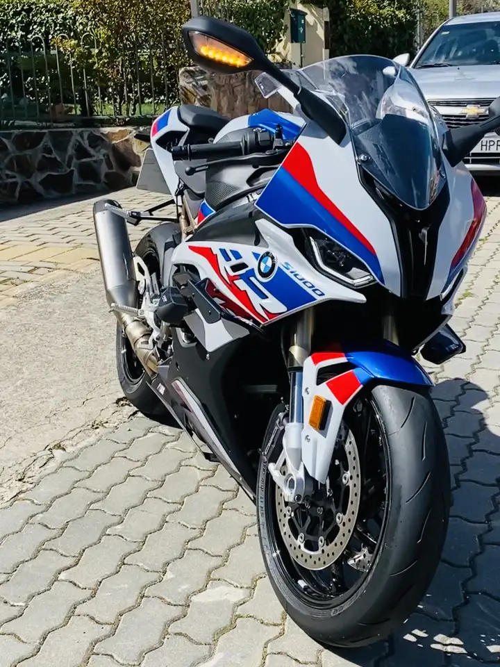 BMW S 1000 RR - Vista 13