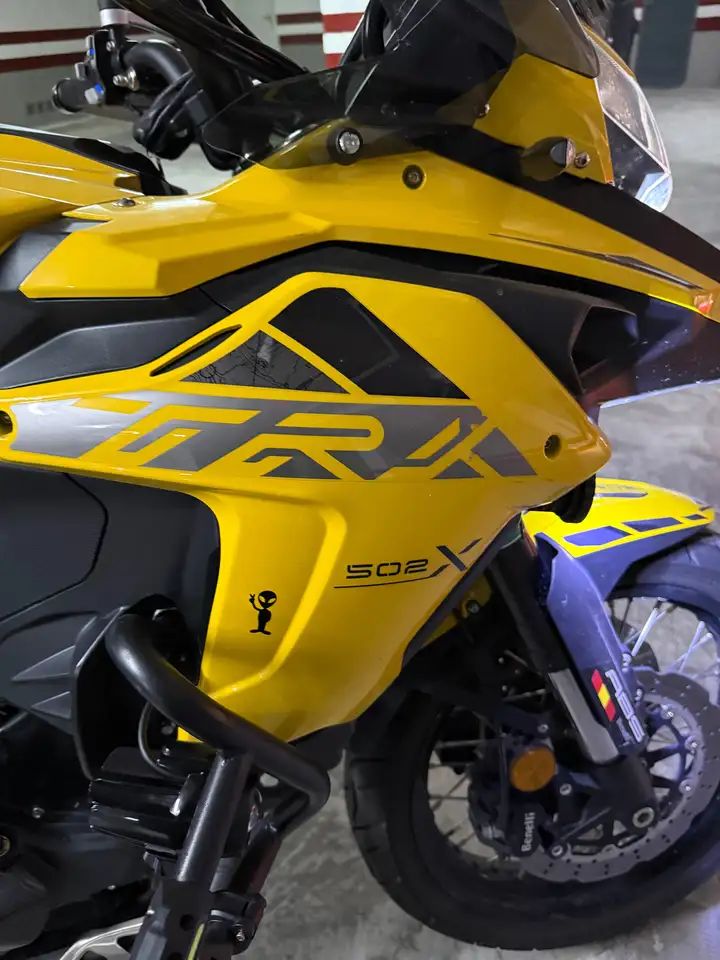 Benelli TRK 502 – Vista 18