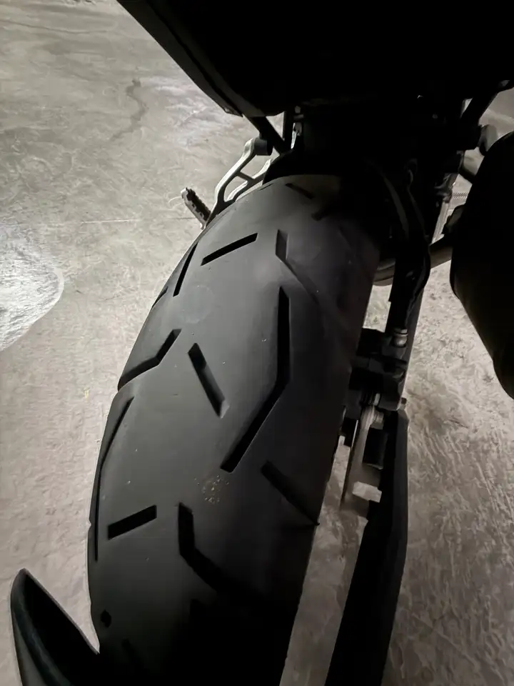 Benelli TRK 502 – Vista 3