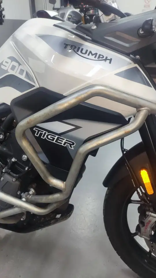 Triumph Tiger 900 – Vista 11