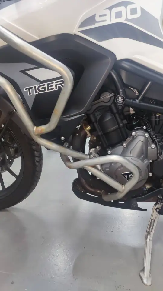 Triumph Tiger 900 – Vista 8