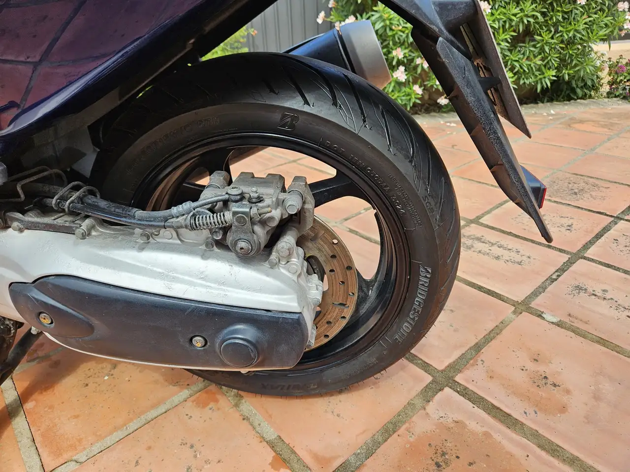 Yamaha TMAX 500 - Vista 7