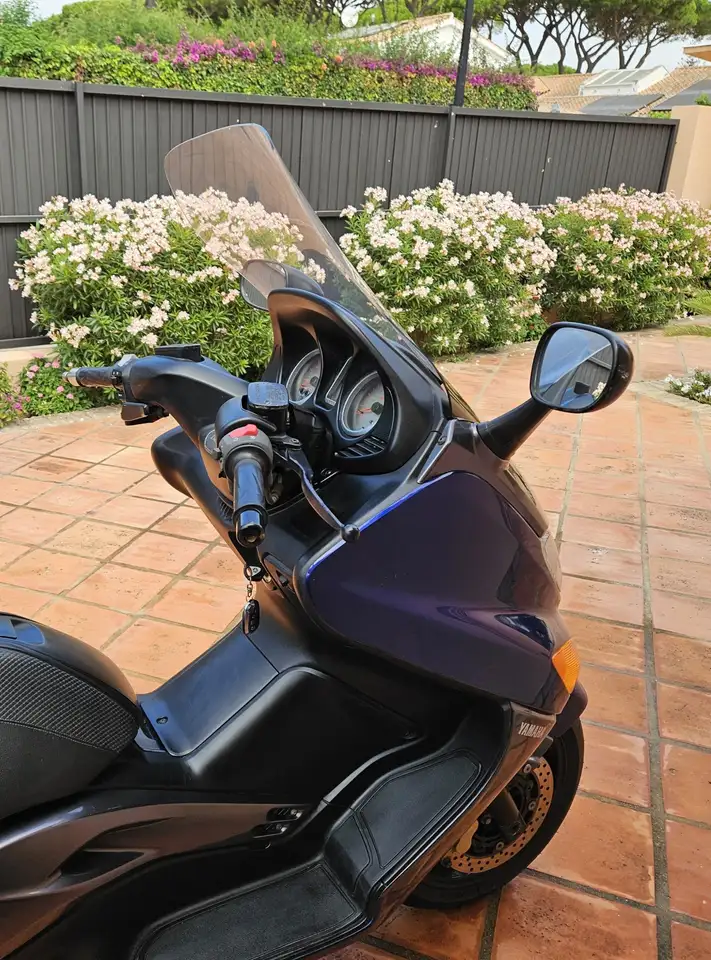 Yamaha TMAX 500 - Vista 8