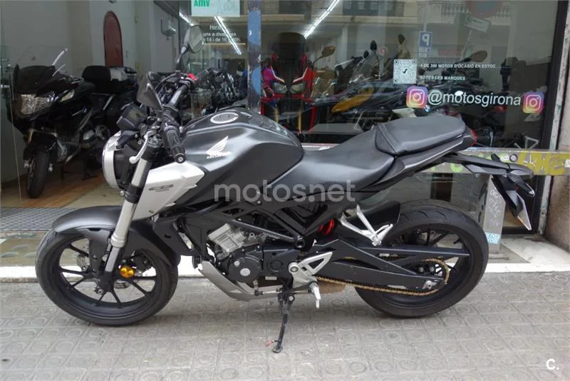Honda CB 125 R – Vista 3