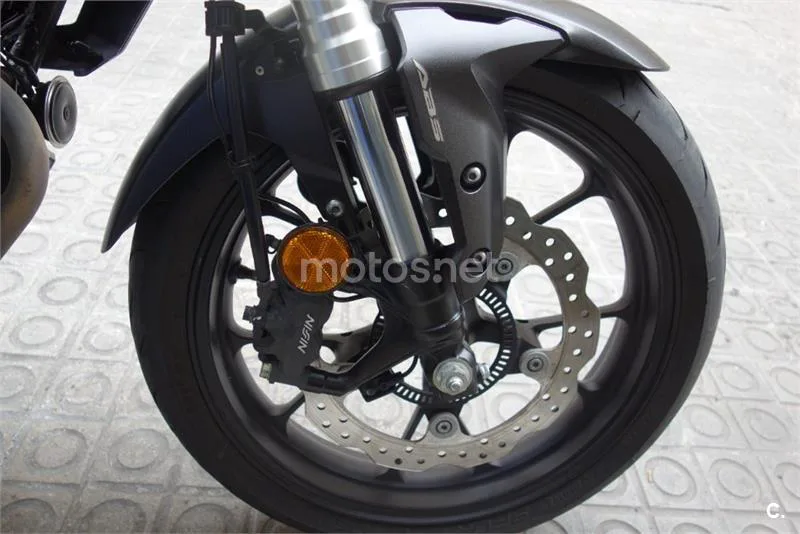 Honda CB 125 R – Vista 10
