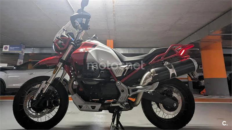 Moto Guzzi V 85 TT – Vista 11
