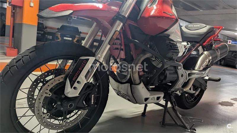 Moto Guzzi V 85 TT – Vista 8