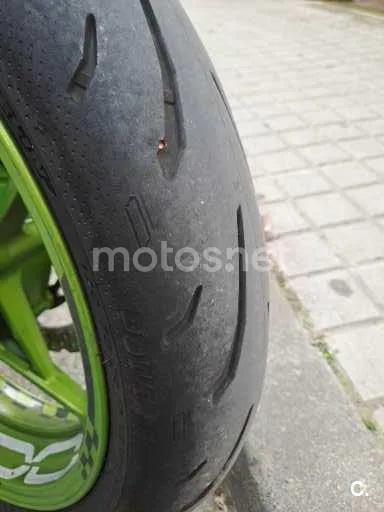 Kawasaki Z900RS – Vista 9