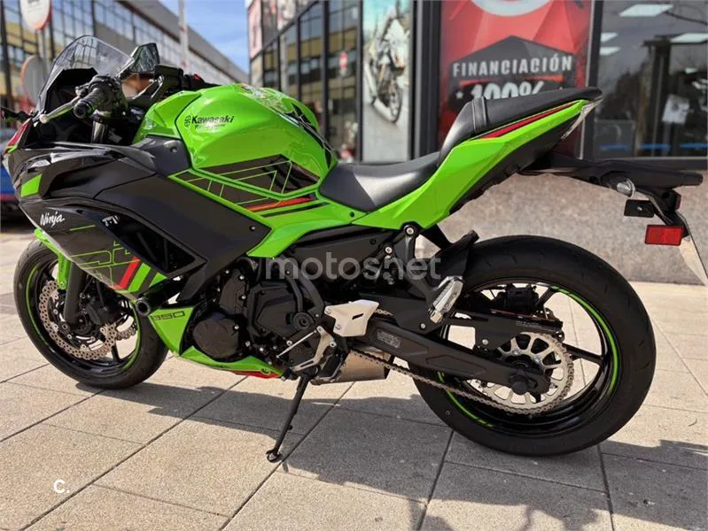 Kawasaki Ninja 650 – Vista 11