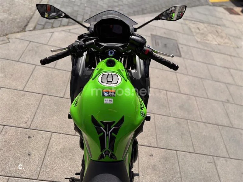 Kawasaki Ninja 650 – Vista 13