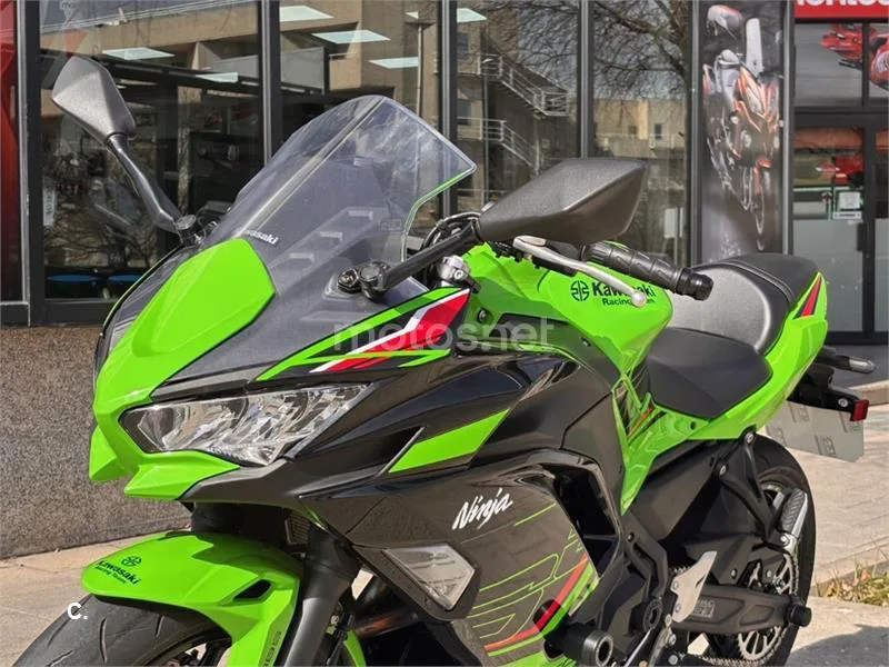 Kawasaki Ninja 650 – Vista 17