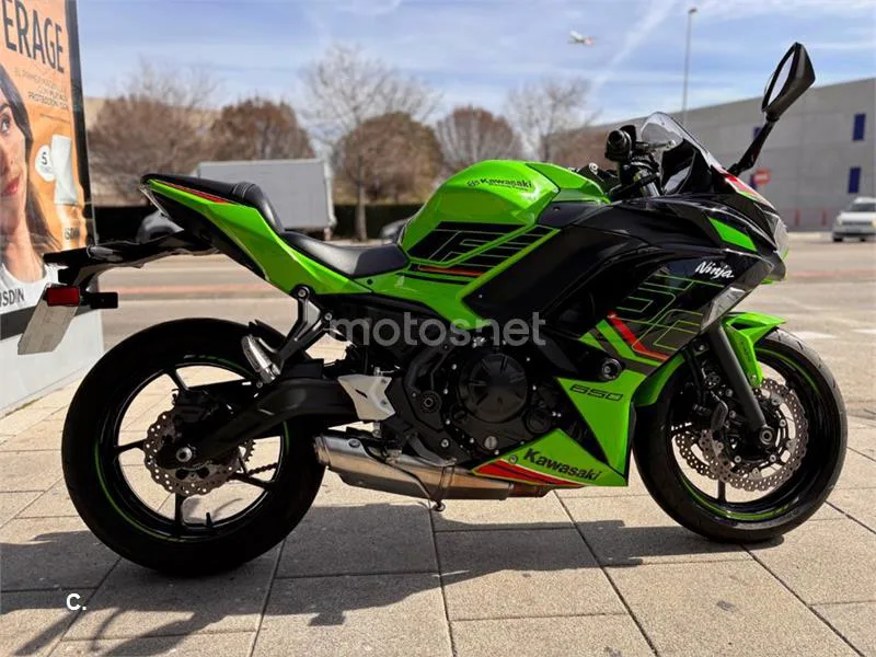 Kawasaki Ninja 650 – Vista 7