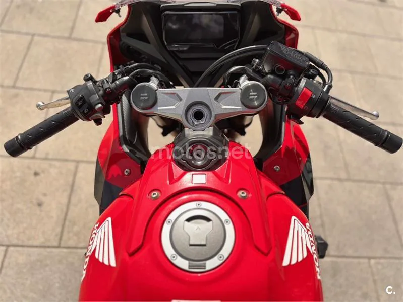 Honda CBR 650 R – Vista 16
