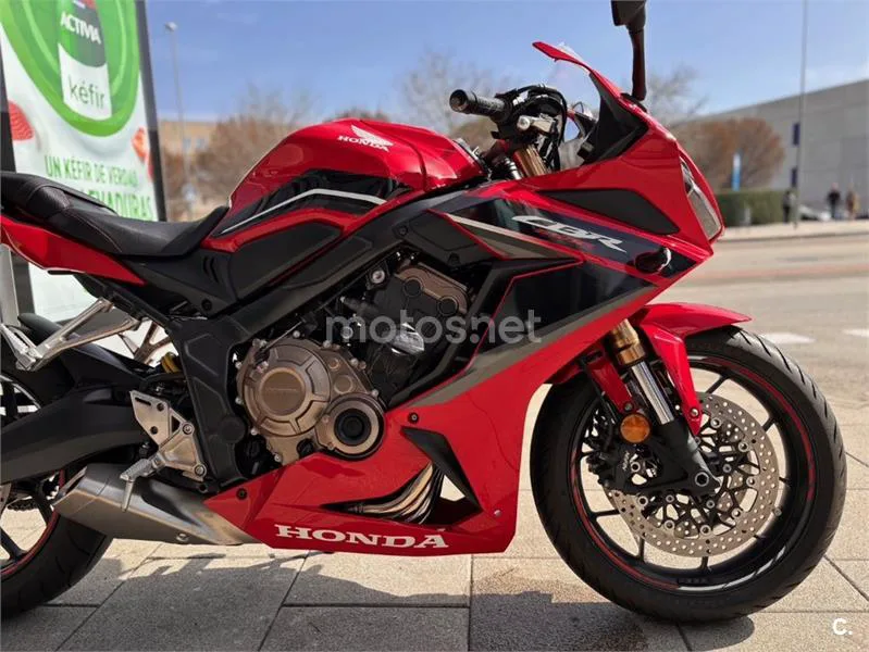 Honda CBR 650 R – Vista 8