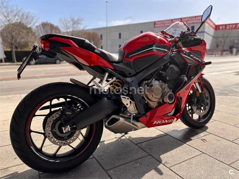 Honda CBR 650 R – Vista 10