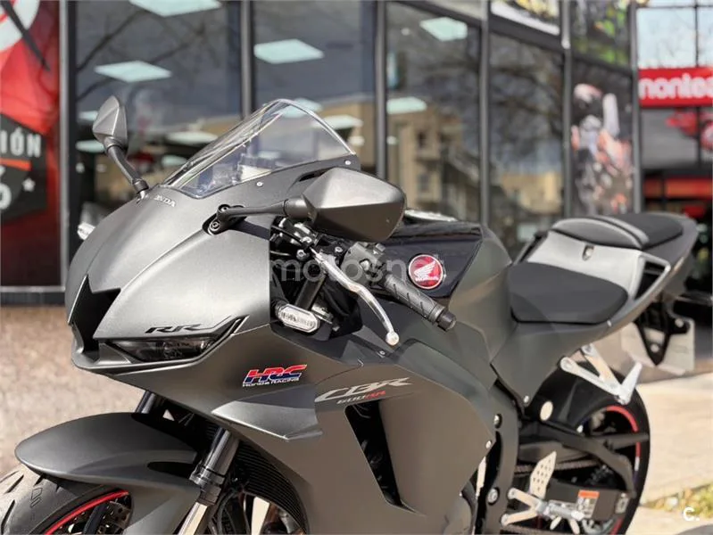 Honda CBR 600 RR – Vista 18