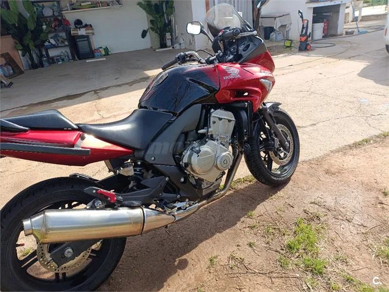Honda CBF 600S – Vista 4