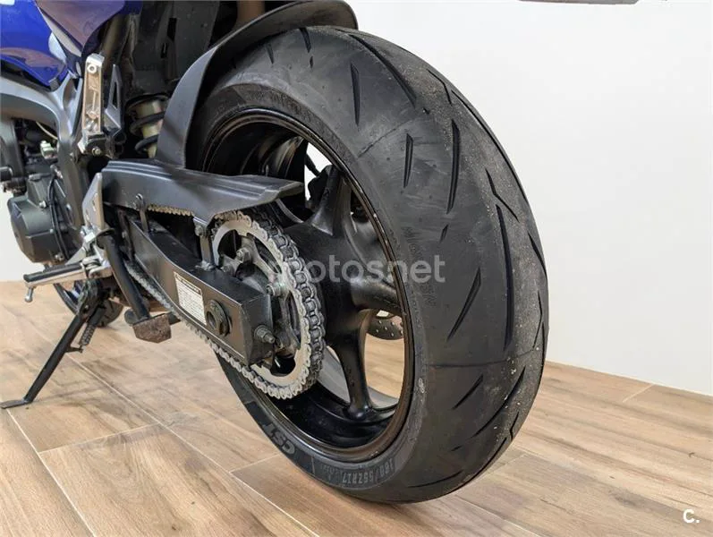 Yamaha FZ6 Fazer – Vista 10