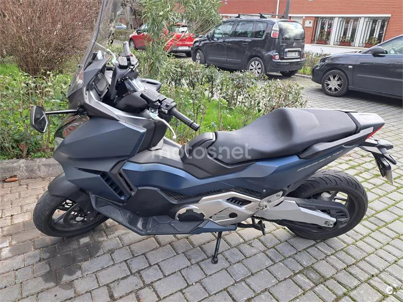 Honda Forza 750 – Vista 3