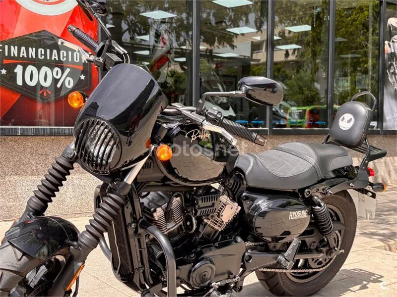 Hyosung Aquila GV 125 S – Vista 16