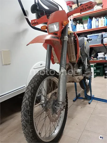 KTM 400 EXC – Vista 2