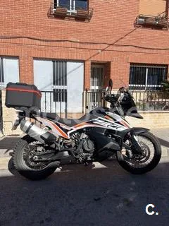 KTM 790 – Vista 9