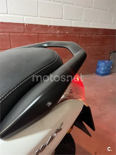 Yamaha NMAX – Vista 3