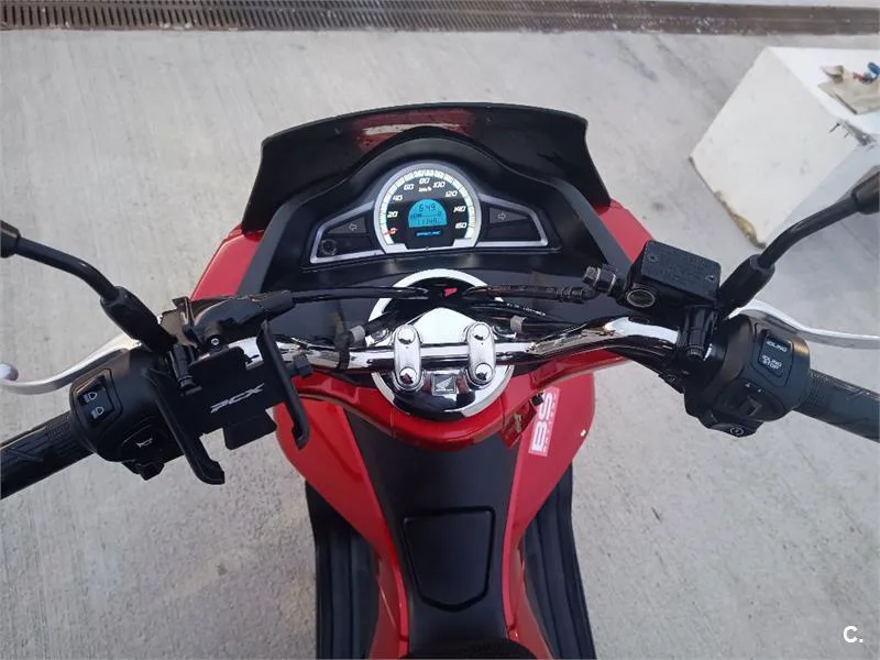 Honda PCX 125 – Vista 3