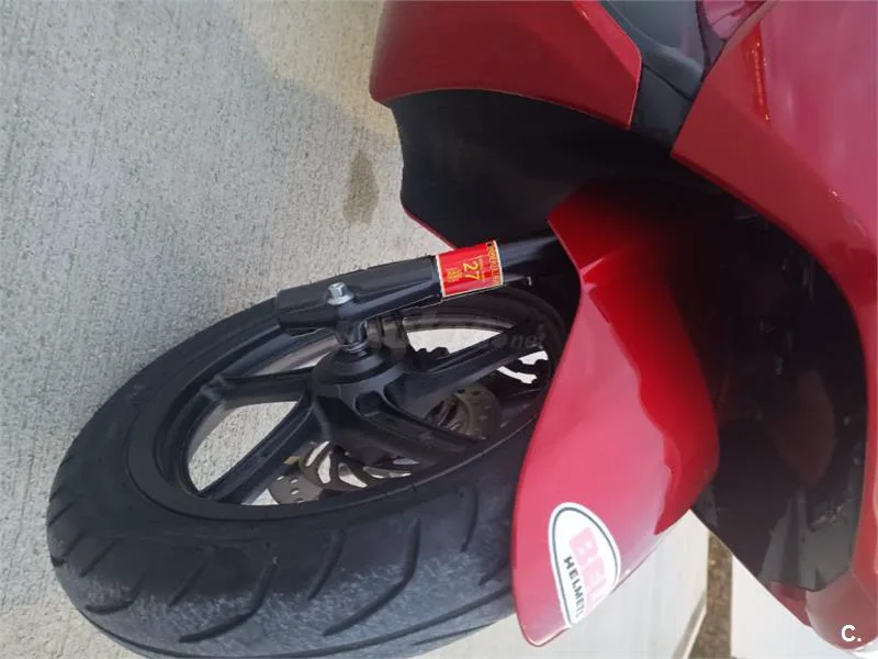 Honda PCX 125 – Vista 4