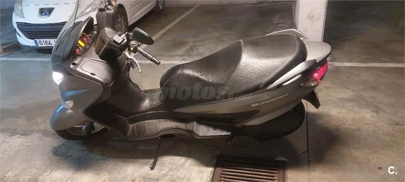 Suzuki Burgman 125 – Vista 3