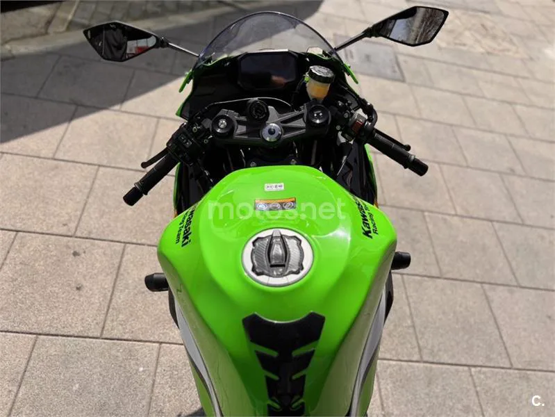 Kawasaki Ninja ZX-6R – Vista 12