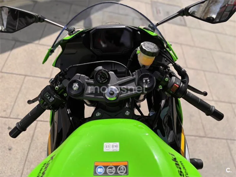 Kawasaki Ninja ZX-6R – Vista 13