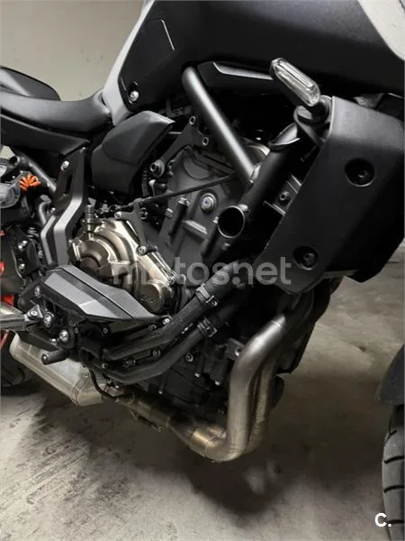 Yamaha MT-07 – Vista 12