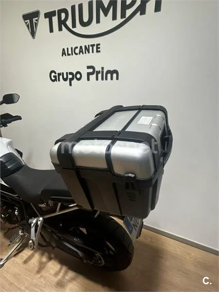 Triumph Tiger 900 – Vista 7