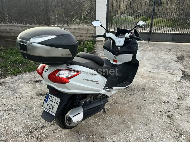 SYM Maxsym 600 – Vista 3