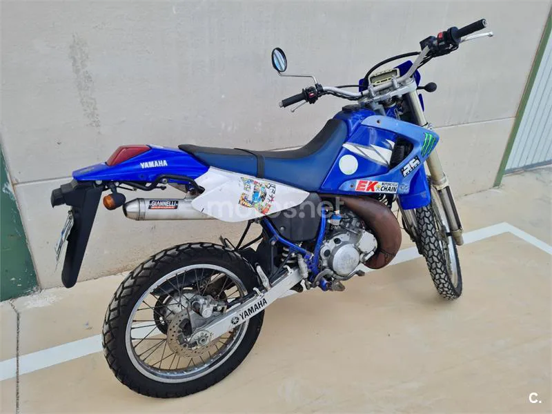 Yamaha DT 125 – Vista 6