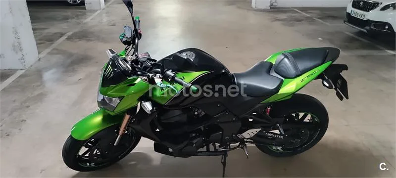 Kawasaki Z 750R – Vista 11