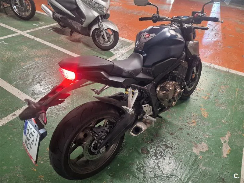 Honda CB 650 R – Vista 2