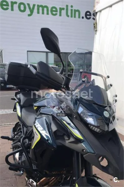 Benelli TRK 502 – Vista 2