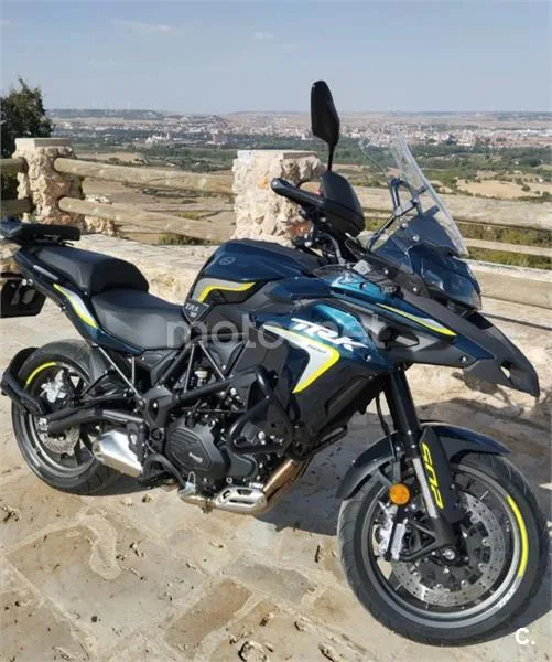 Benelli TRK 502 – Vista 3