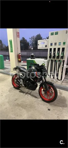 Yamaha MT-125 – Vista 2