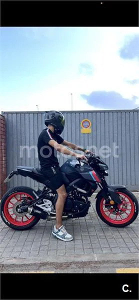 Yamaha MT-125 – Vista 10