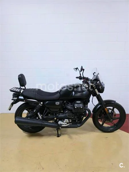 Moto Guzzi V7 – Vista 3