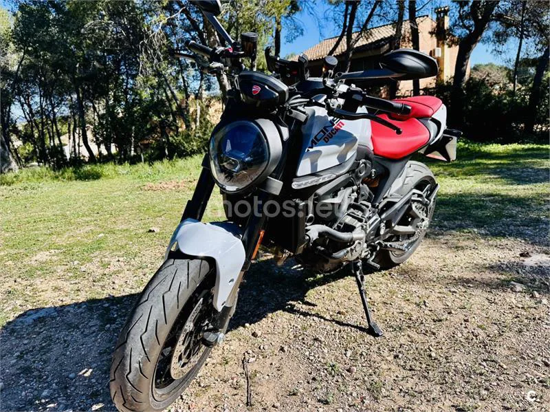 Ducati Monster – Vista 4
