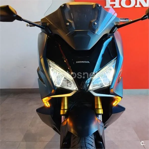 Honda Forza 750 – Vista 5