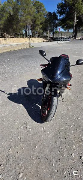 Yamaha R6 – Vista 4