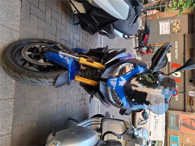 BMW F 900 XR – Vista 4