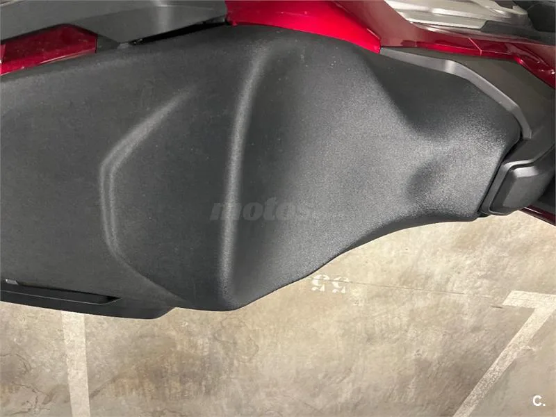 Honda Forza 750 – Vista 7