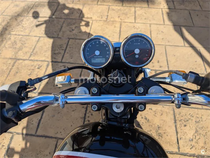Royal Enfield Interceptor 650 - Vista 11